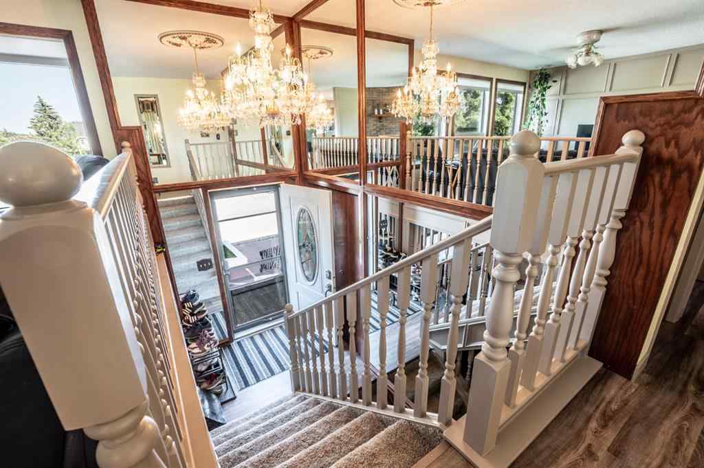 MLS® A2247945 - 911 12 Street SE in Emerson Lake Estates High River, Residential