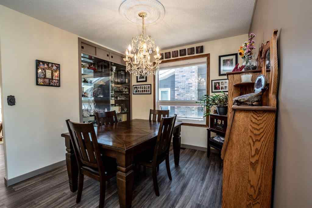 MLS® A2247945 - 911 12 Street SE in Emerson Lake Estates High River, Residential