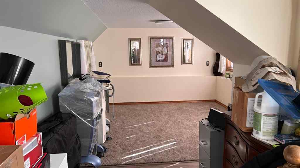 MLS® A2247945 - 911 12 Street SE in Emerson Lake Estates High River, Residential