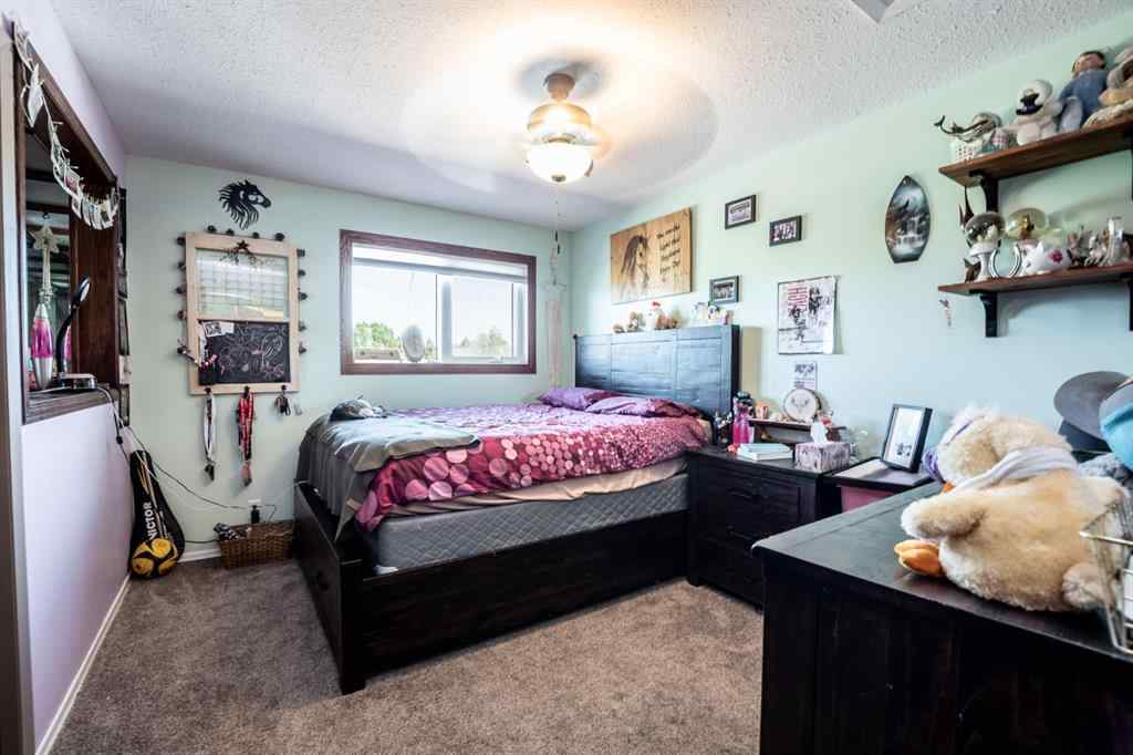 MLS® A2247945 - 911 12 Street SE in Emerson Lake Estates High River, Residential