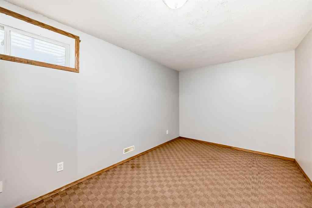 MLS® A2247946 - 324 Taradale Drive NE in Taradale Calgary, Residential