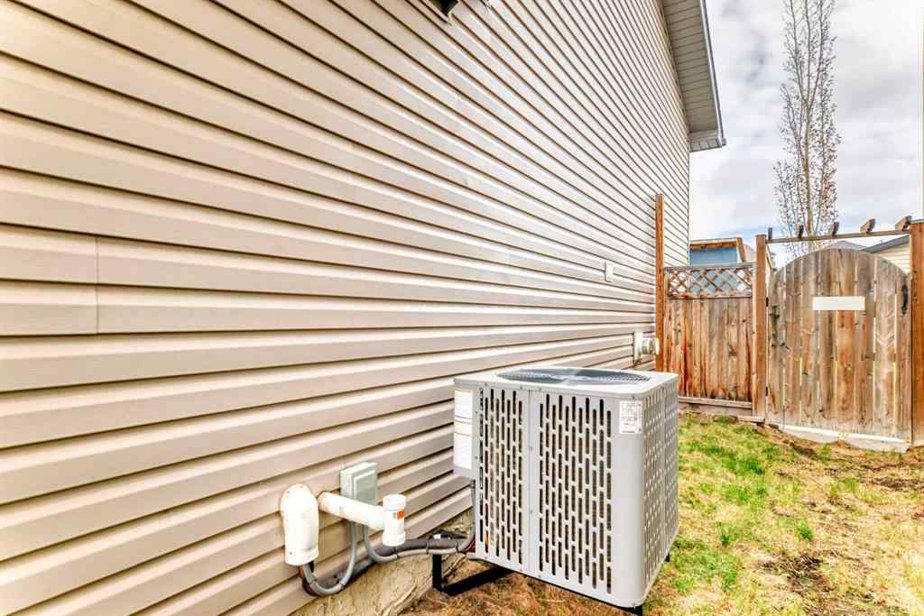 MLS® A2247946 - 324 Taradale Drive NE in Taradale Calgary, Residential