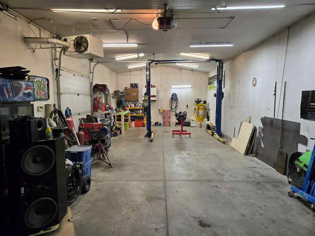 MLS® A2247948 - 124 Abingdon Way NE in Abbeydale Calgary, Residential