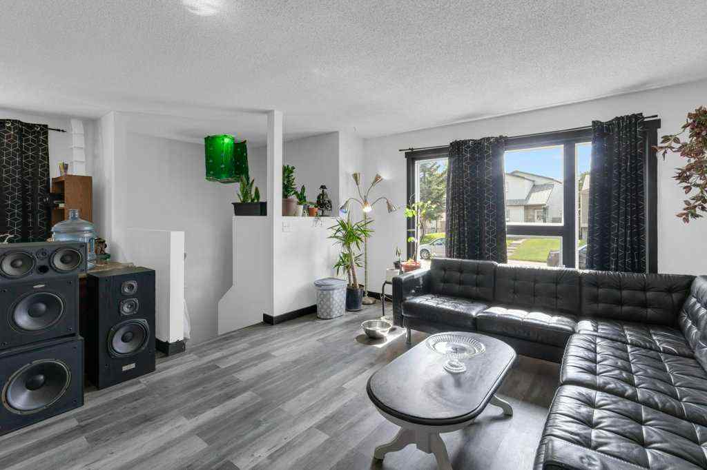 MLS® A2247948 - 124 Abingdon Way NE in Abbeydale Calgary, Residential