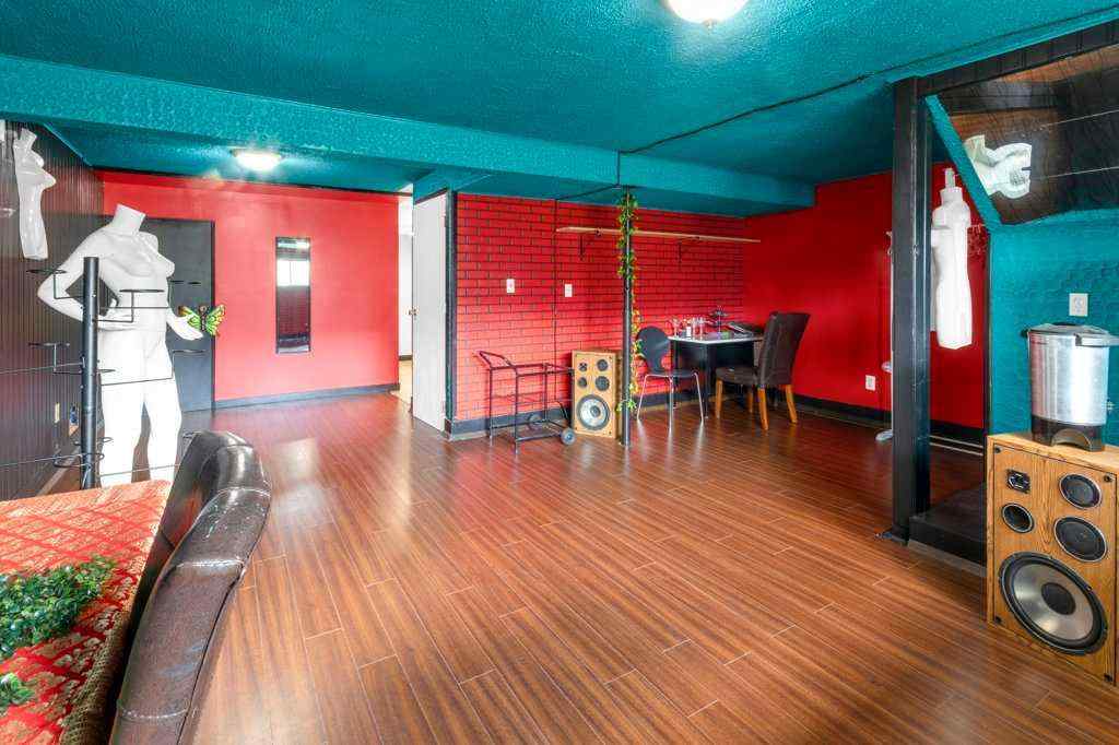 MLS® A2247948 - 124 Abingdon Way NE in Abbeydale Calgary, Residential