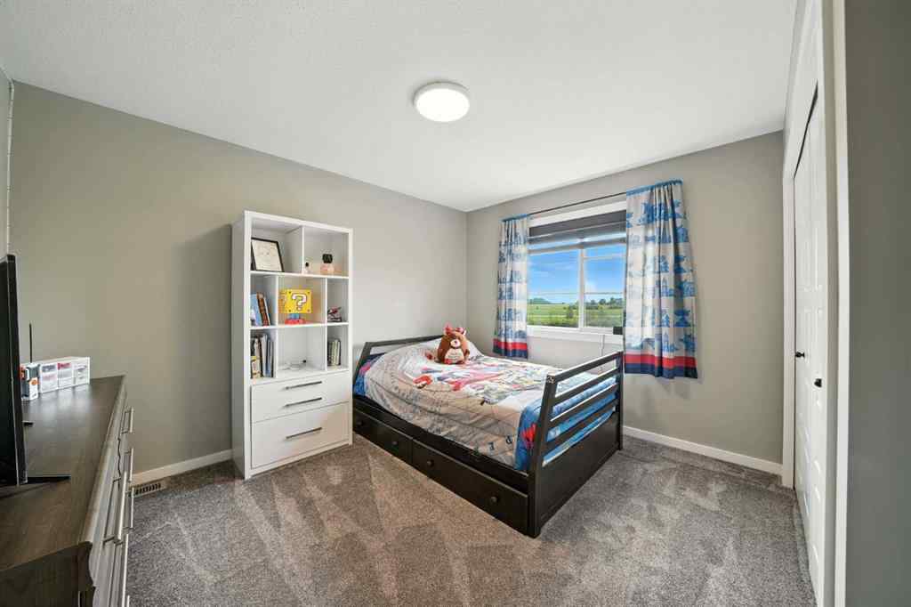 MLS® A2247950 - 39 Memorial Parkway   in Liberty Landing Rural Red Deer County, Residential