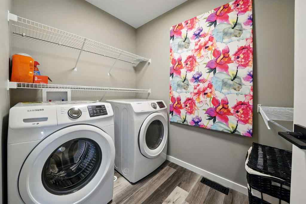 MLS® A2247950 - 39 Memorial Parkway   in Liberty Landing Rural Red Deer County, Residential