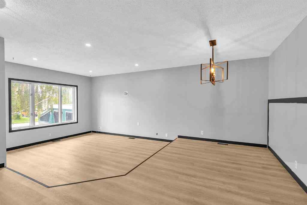 MLS® A2247953 - 90 Elk Hill SE in Edgewater Airdrie, Residential
