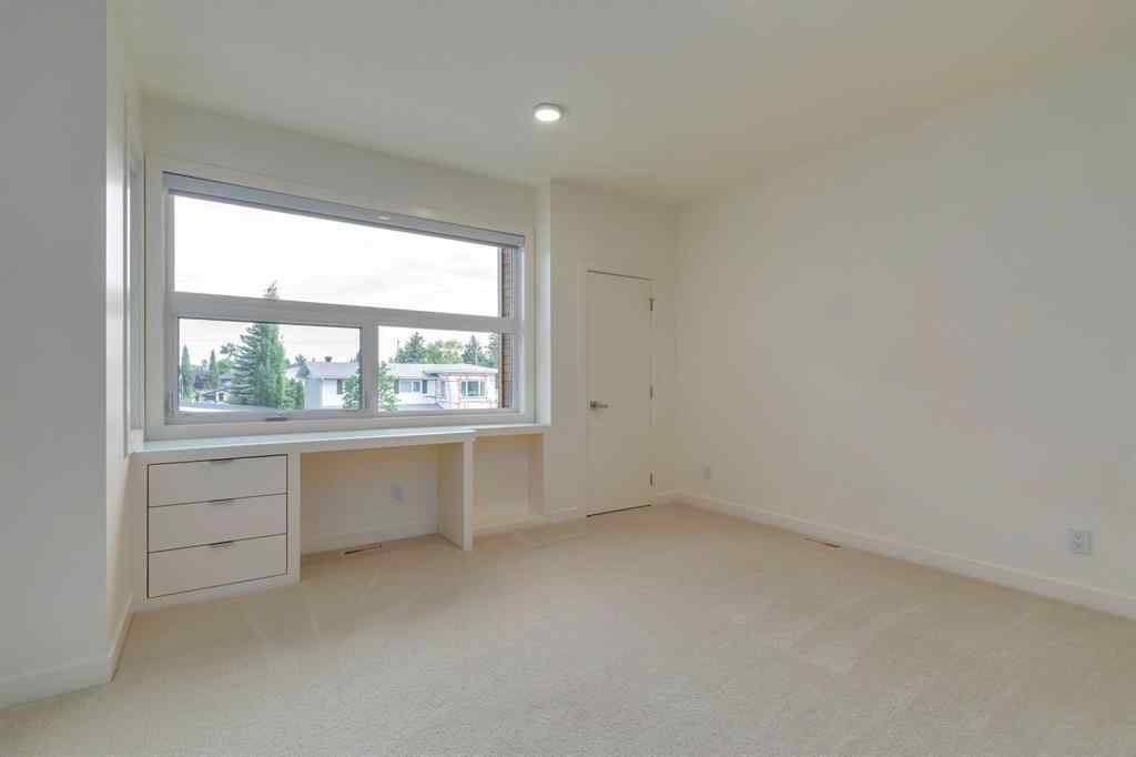 MLS® A2247954 - 2025 51 Avenue SW in North Glenmore Park Calgary, Residential
