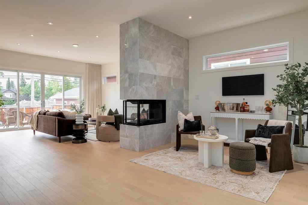 MLS® A2247954 - 2025 51 Avenue SW in North Glenmore Park Calgary, Residential