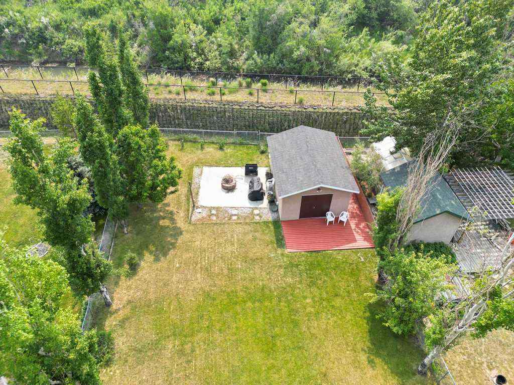 MLS® A2247957 - 316 Lineham Acres Drive NW in Lineham Acres High River, Residential
