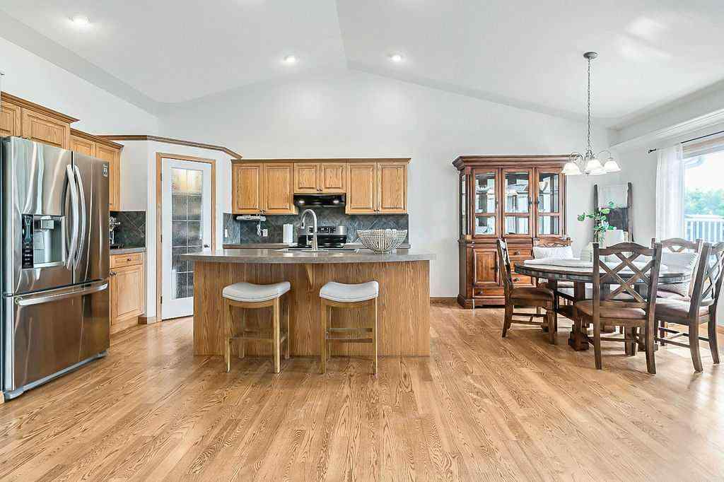 MLS® A2247957 - 316 Lineham Acres Drive NW in Lineham Acres High River, Residential