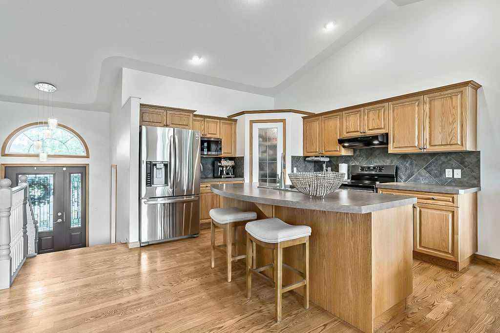 MLS® A2247957 - 316 Lineham Acres Drive NW in Lineham Acres High River, Residential