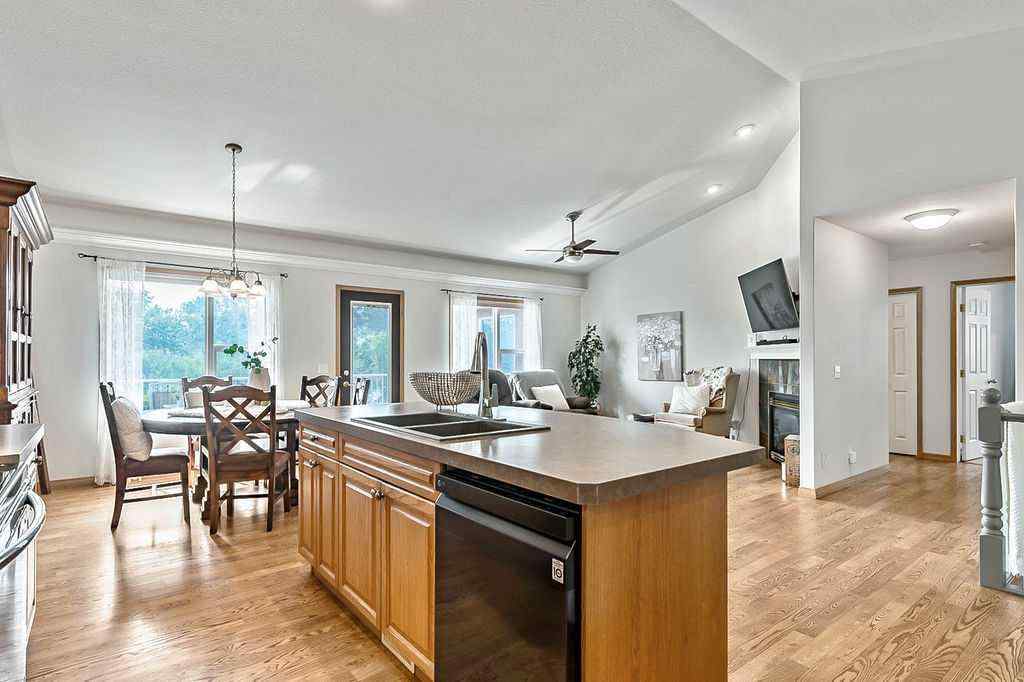 MLS® A2247957 - 316 Lineham Acres Drive NW in Lineham Acres High River, Residential
