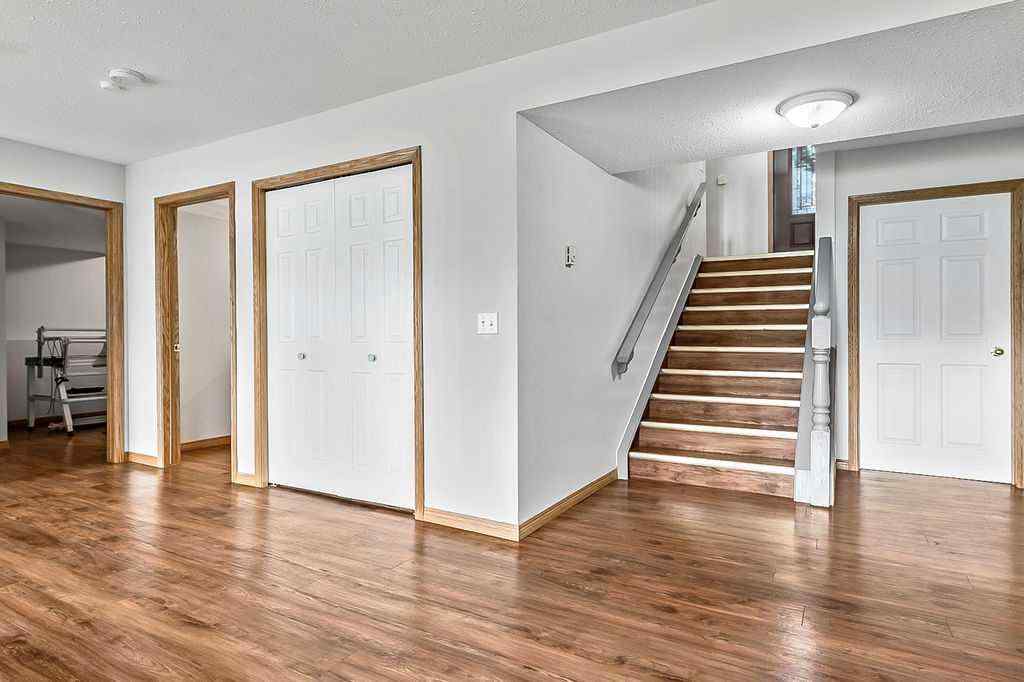 MLS® A2247957 - 316 Lineham Acres Drive NW in Lineham Acres High River, Residential