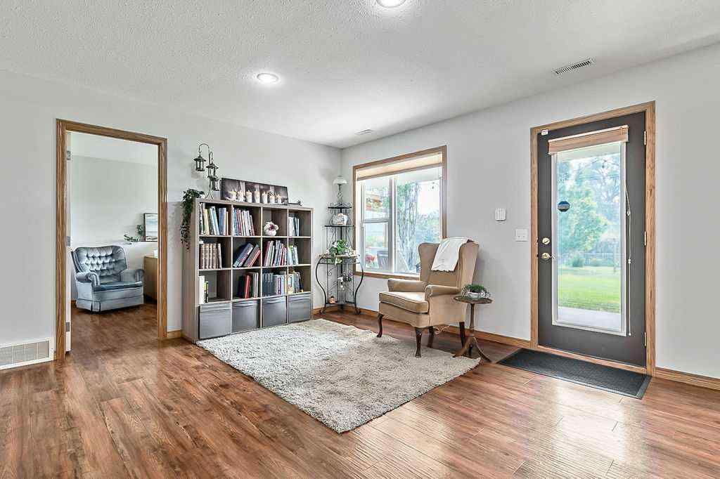 MLS® A2247957 - 316 Lineham Acres Drive NW in Lineham Acres High River, Residential