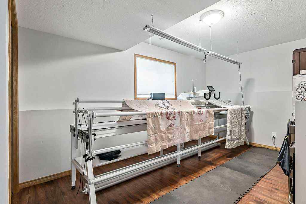 MLS® A2247957 - 316 Lineham Acres Drive NW in Lineham Acres High River, Residential