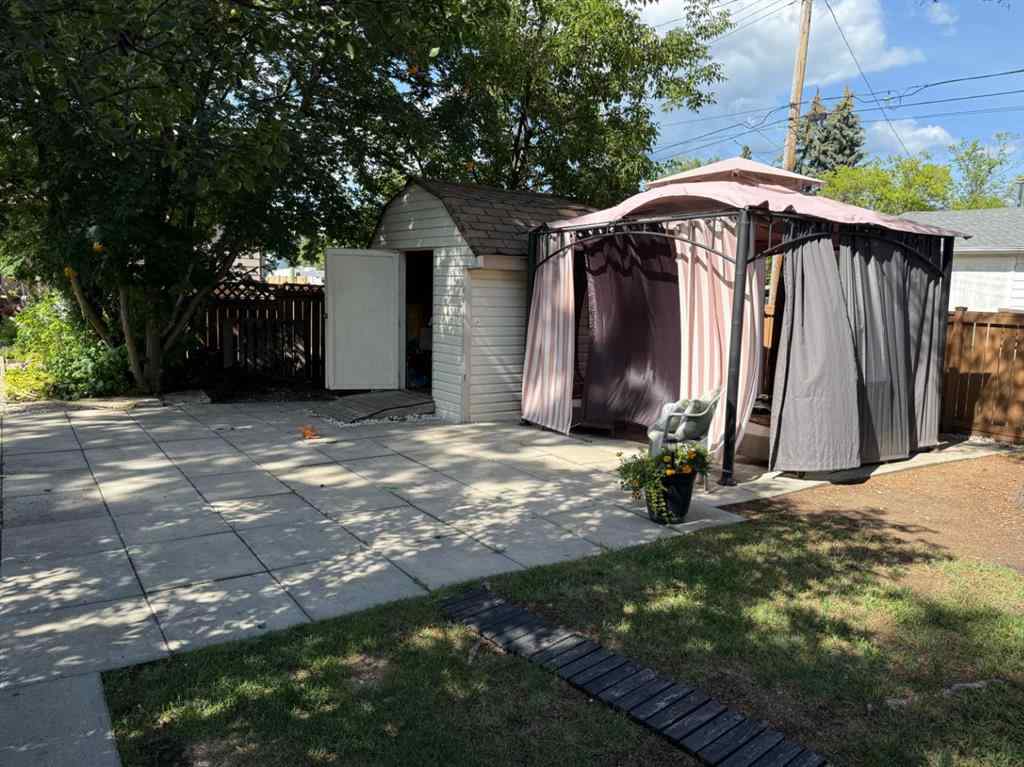 MLS® A2247958 - 11 Virginia Avenue  in NONE Whitecourt, Residential