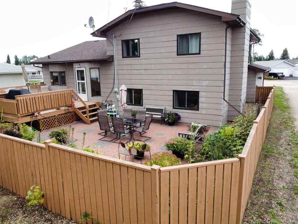 MLS® A2247958 - 11 Virginia Avenue  in NONE Whitecourt, Residential