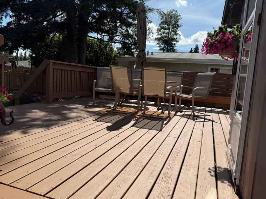 MLS® A2247958 - 11 Virginia Avenue  in NONE Whitecourt, Residential