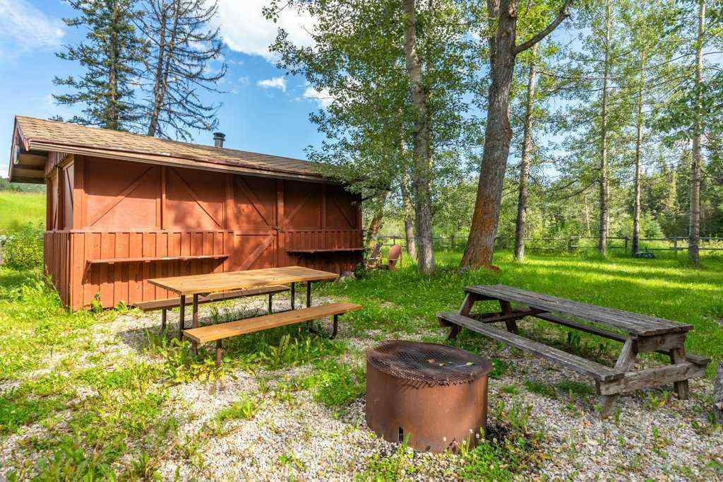 MLS® A2247968 - 292 Saddle Road  in NONE Rural Rocky View County, Residential
