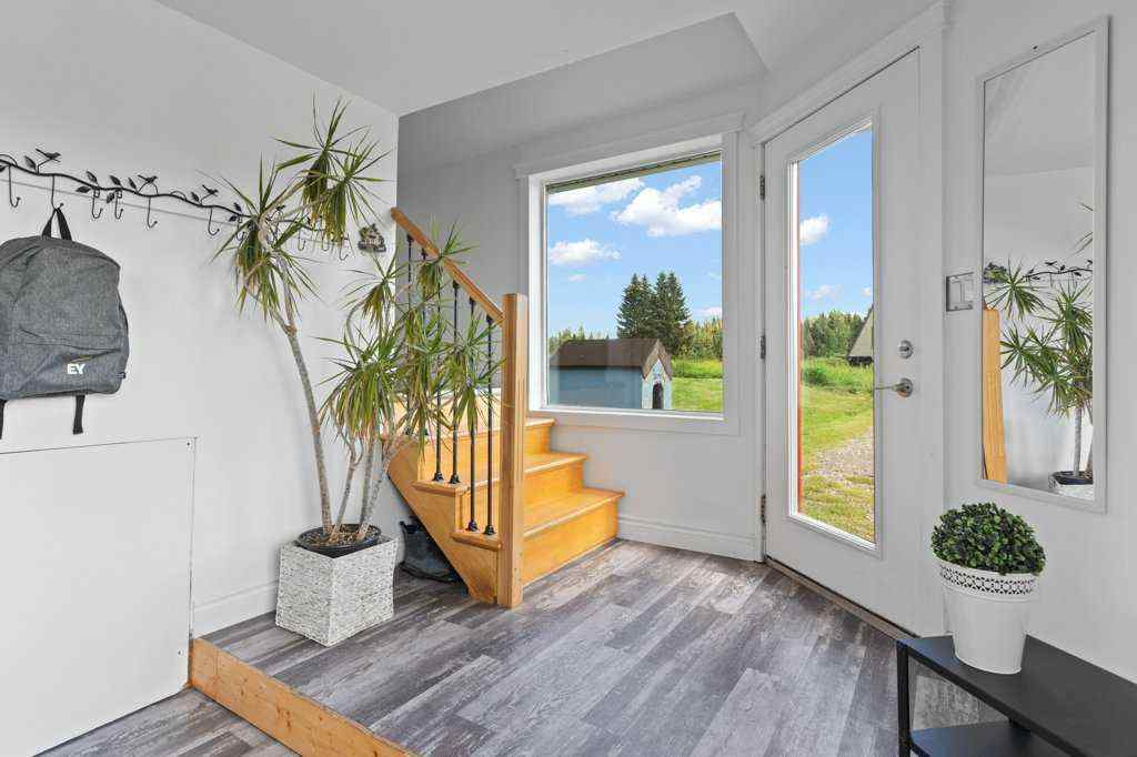 MLS® A2247968 - 292 Saddle Road  in NONE Rural Rocky View County, Residential