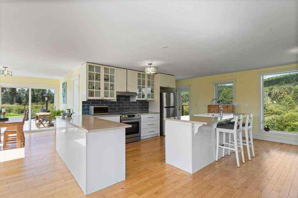 MLS® A2247968 - 292 Saddle Road  in NONE Rural Rocky View County, Residential