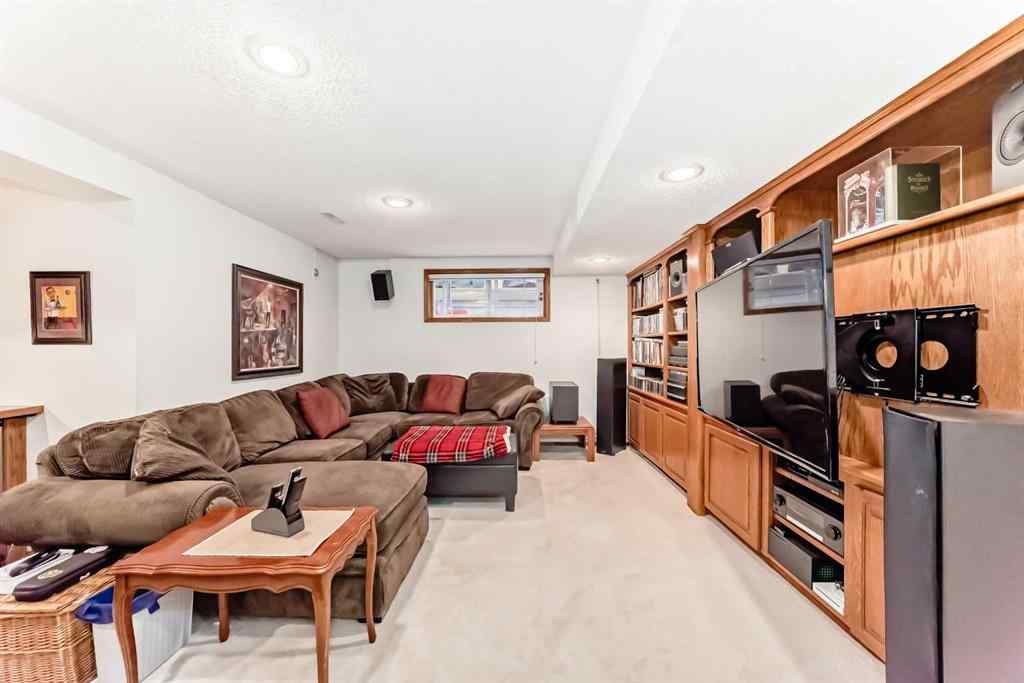 MLS® A2247969 - 15 Chaparral Link SE in Chaparral Calgary, Residential