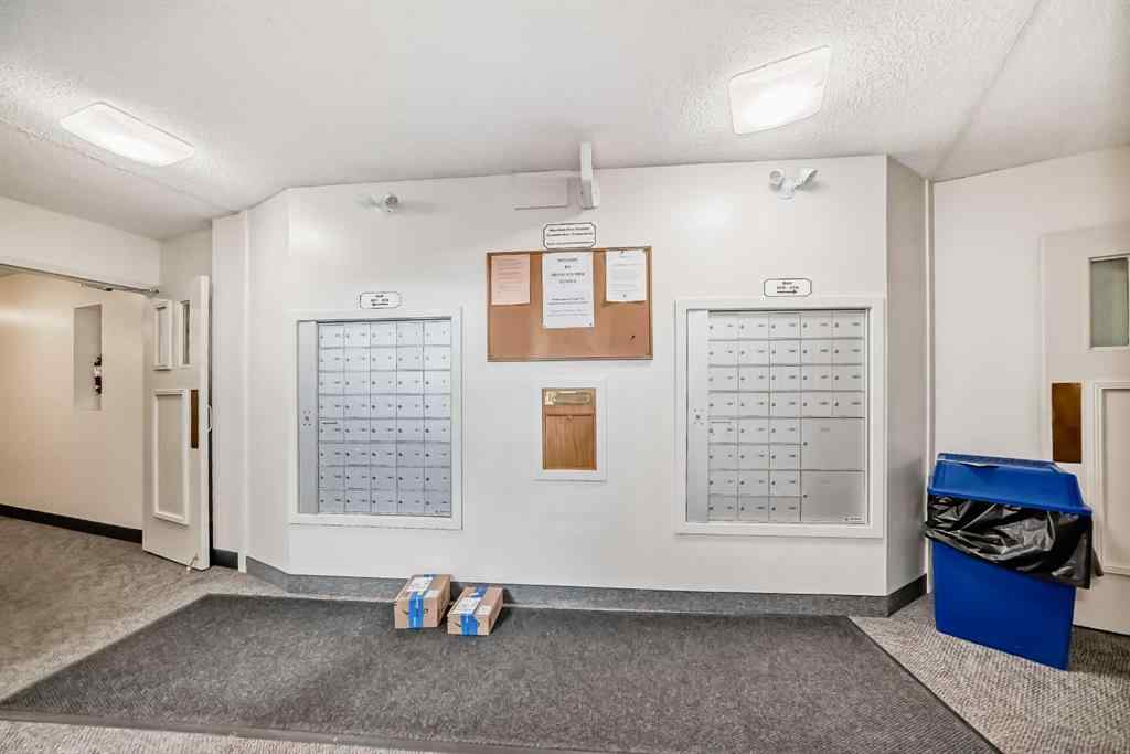 MLS® A2247973 - Unit #114 3420 50 Street NW in Varsity Calgary, Residential