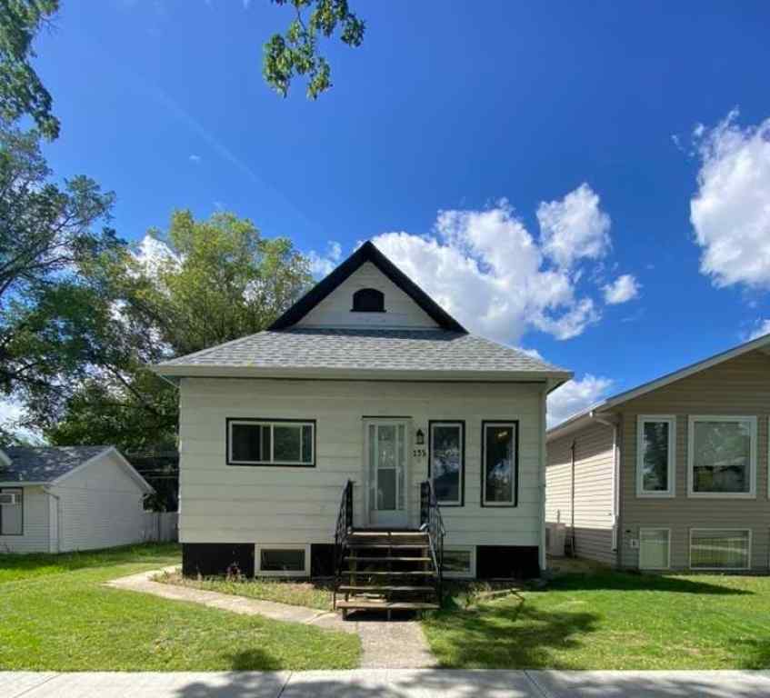 MLS® A2247979 - 135 2 Street E in Central Brooks, Residential