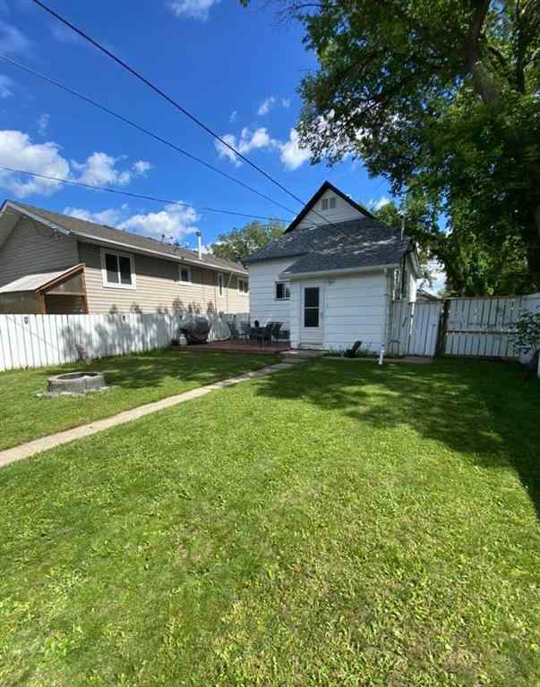 MLS® A2247979 - 135 2 Street E in Central Brooks, Residential