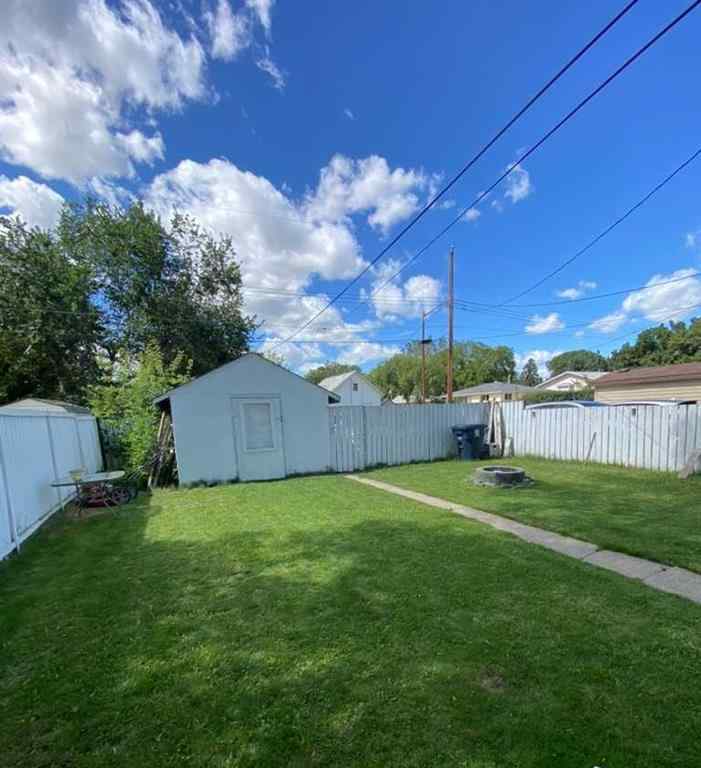 MLS® A2247979 - 135 2 Street E in Central Brooks, Residential