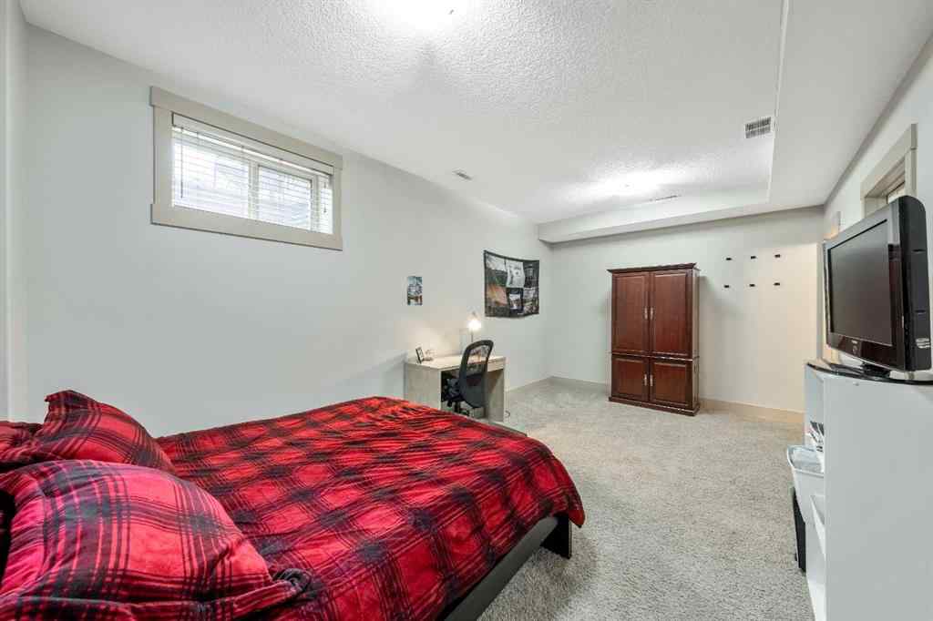 MLS® A2247987 - Unit #2 442 12 Avenue NE in Renfrew Calgary, Residential