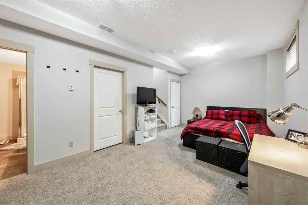 MLS® A2247987 - Unit #2 442 12 Avenue NE in Renfrew Calgary, Residential
