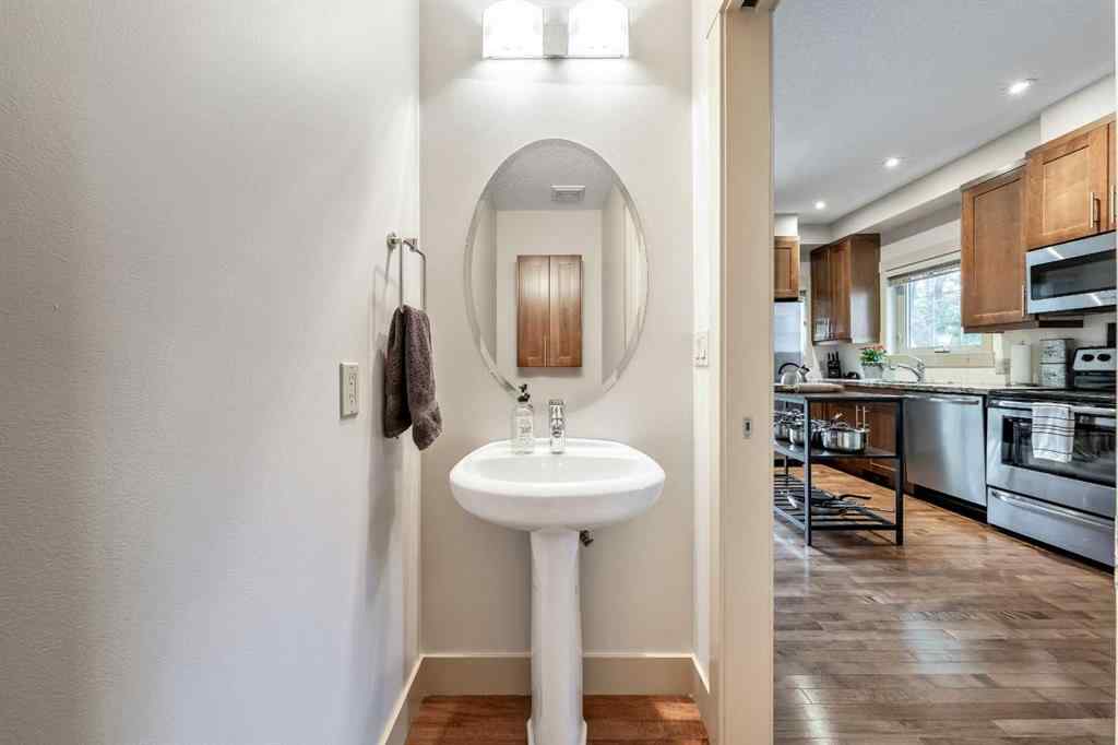 MLS® A2247987 - Unit #2 442 12 Avenue NE in Renfrew Calgary, Residential