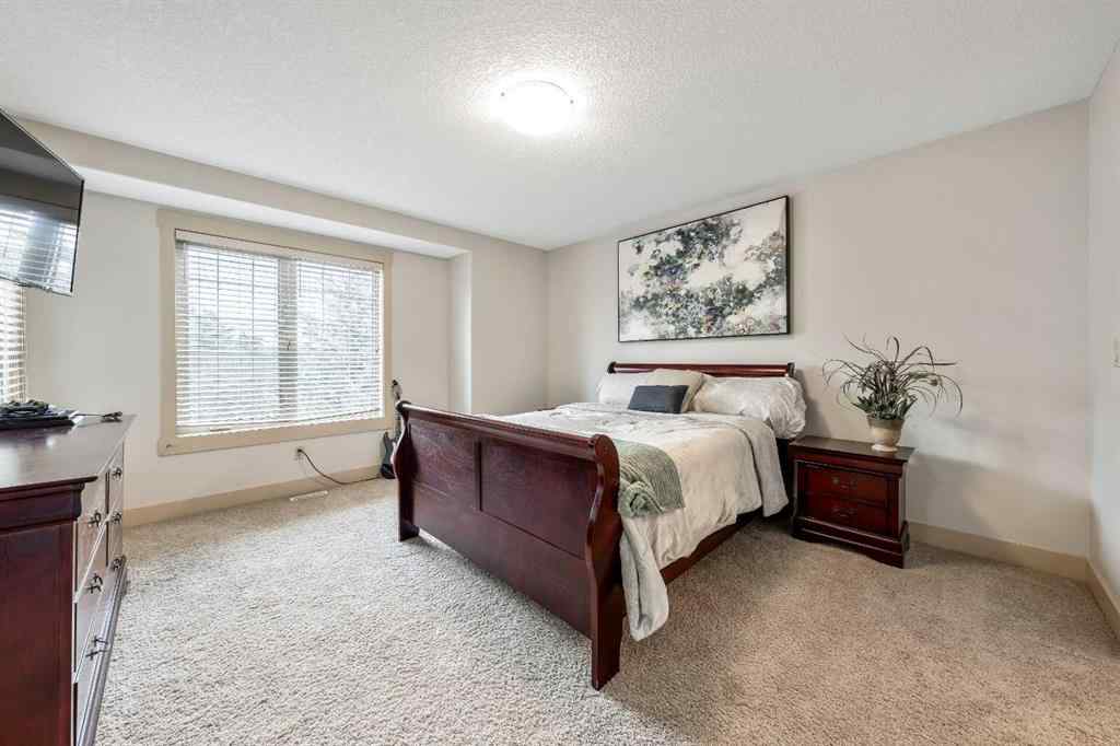 MLS® A2247987 - Unit #2 442 12 Avenue NE in Renfrew Calgary, Residential