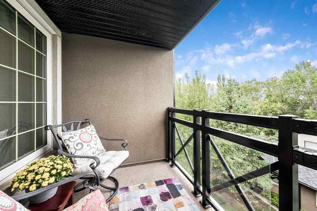 MLS® A2247987 - Unit #2 442 12 Avenue NE in Renfrew Calgary, Residential