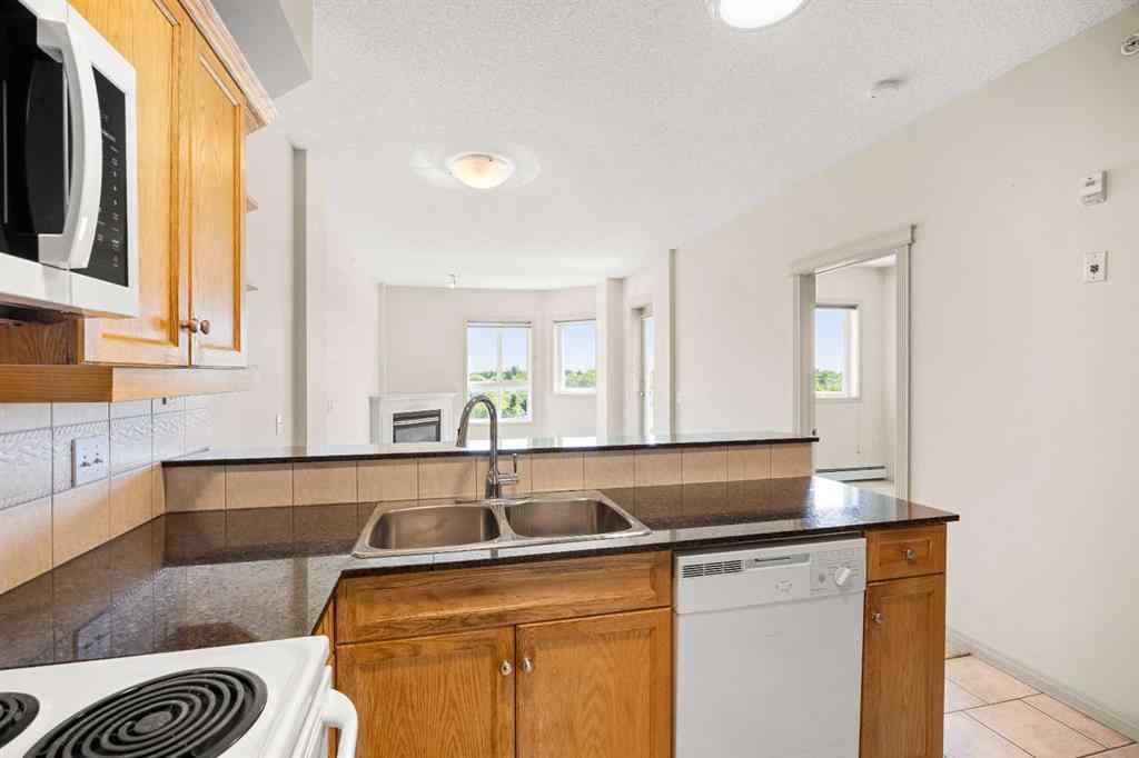 MLS® A2247993 - Unit #509 1507 Centre A Street NE in Crescent Heights Calgary, Residential