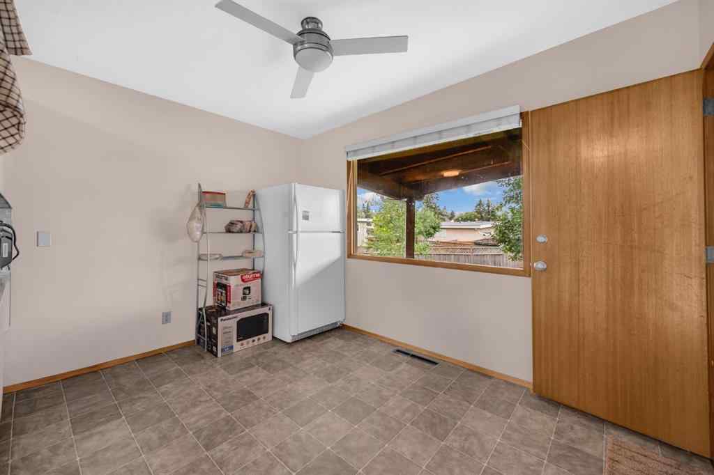 MLS® A2247998 - 4013 Vance Place NW in Varsity Calgary, Residential