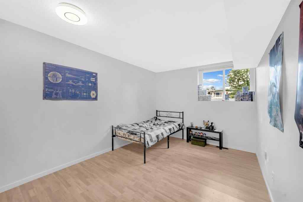 MLS® A2247998 - 4013 Vance Place NW in Varsity Calgary, Residential