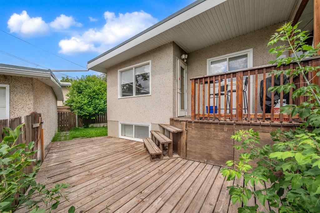 MLS® A2247998 - 4013 Vance Place NW in Varsity Calgary, Residential