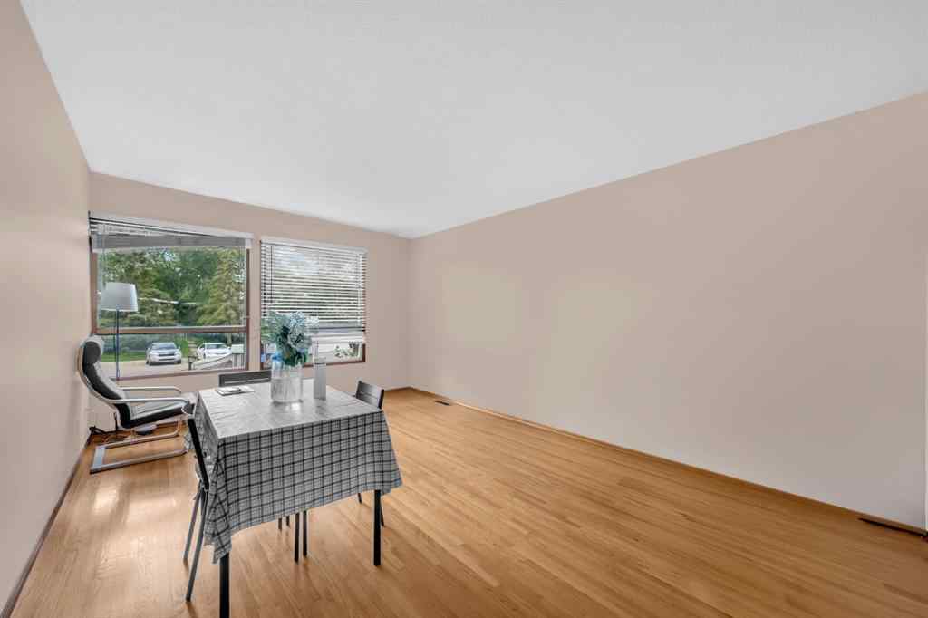 MLS® A2247998 - 4013 Vance Place NW in Varsity Calgary, Residential
