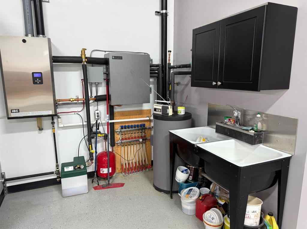 MLS® A2248000 - Unit #6 64146 393 LOOP E Avenue E in NONE Rural Foothills County, Commercial