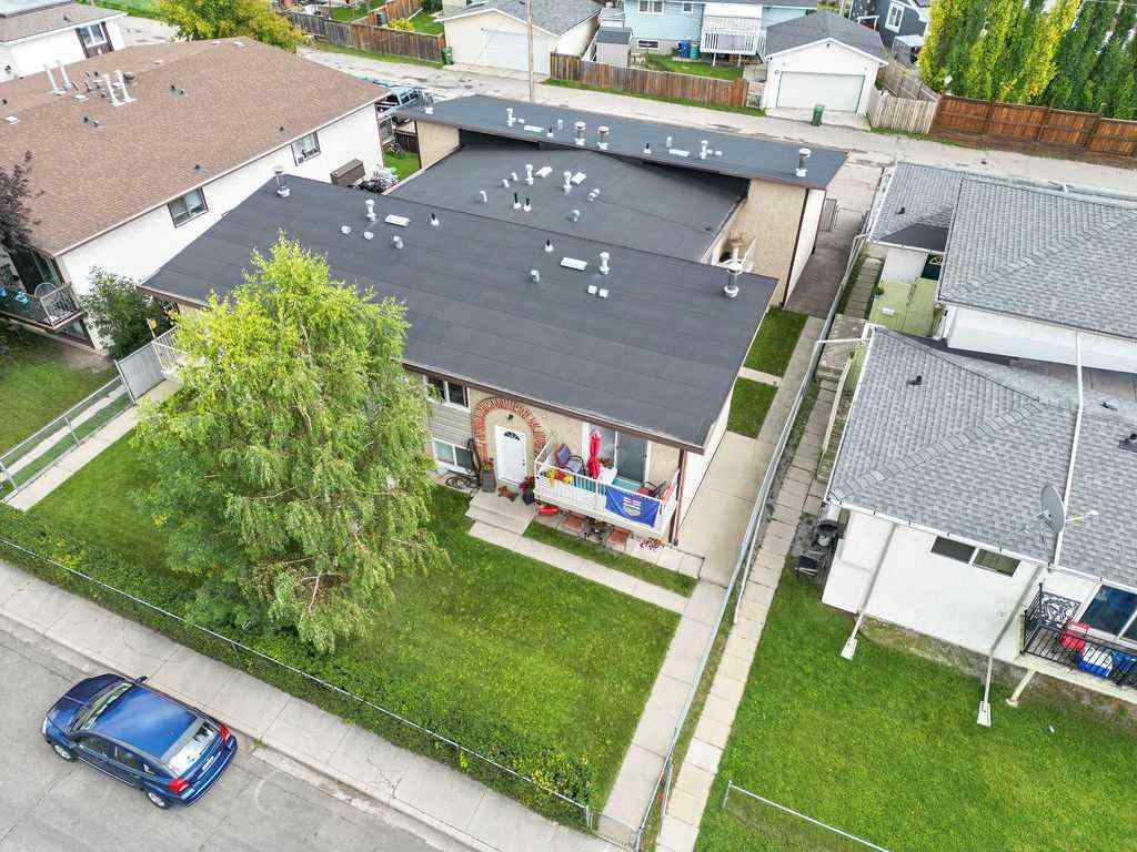 MLS® A2248006 - 12 Huntley Close NE in Huntington Hills Calgary, Commercial