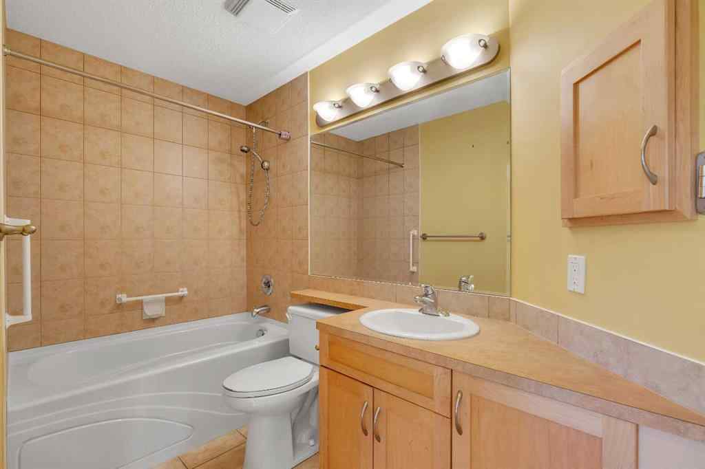 MLS® A2248007 - Unit #305 2121 98 Avenue SW in Palliser Calgary, Residential