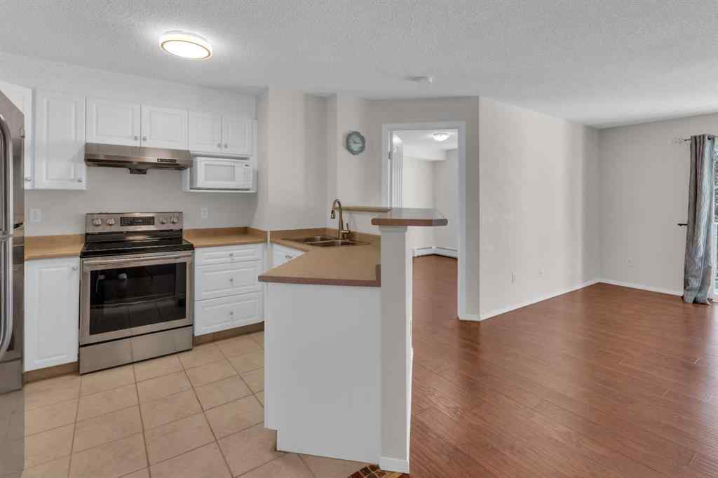 MLS® A2248010 - Unit #312 3000 Citadel Meadow Point NW in Citadel Calgary, Residential