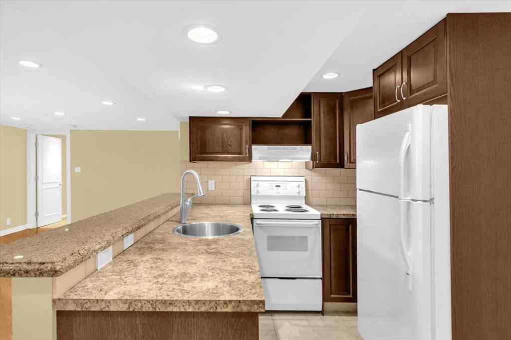 MLS® A2248014 - 2211 45 Street SE in Forest Lawn Calgary, Residential