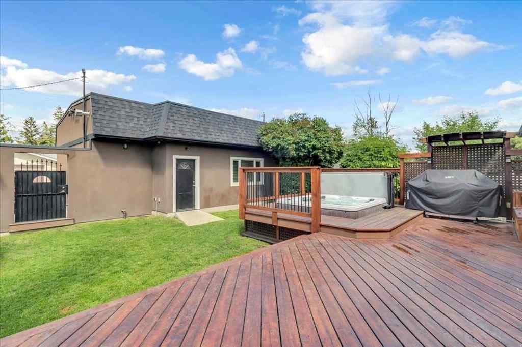 MLS® A2248014 - 2211 45 Street SE in Forest Lawn Calgary, Residential