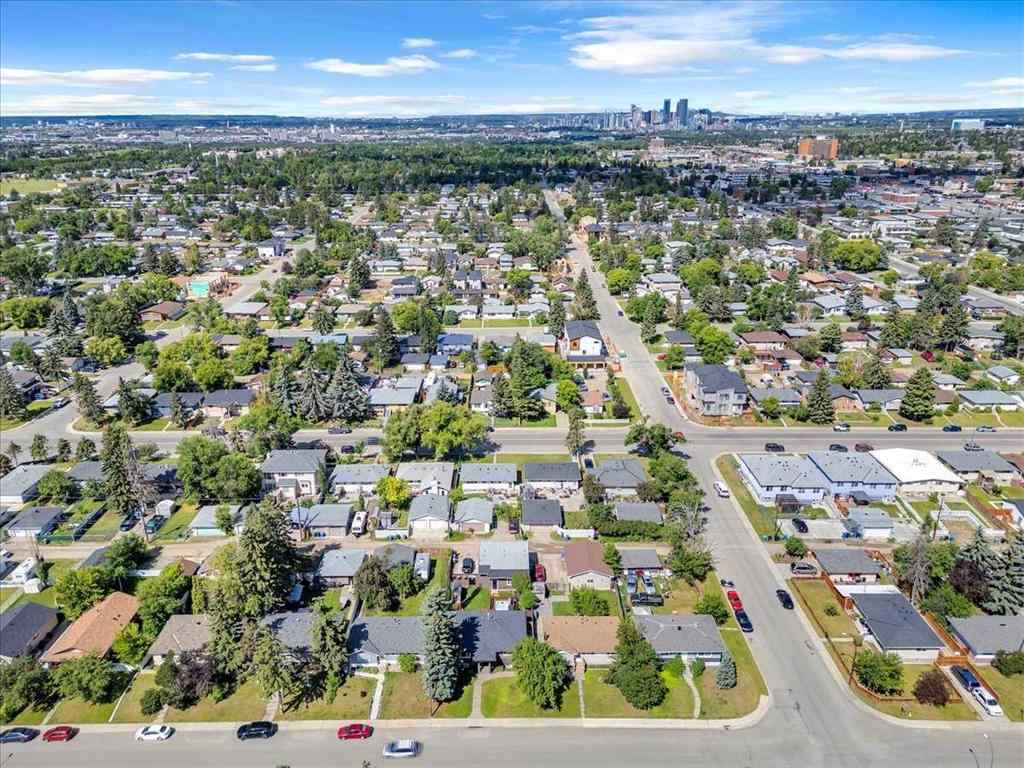 MLS® A2248014 - 2211 45 Street SE in Forest Lawn Calgary, Residential