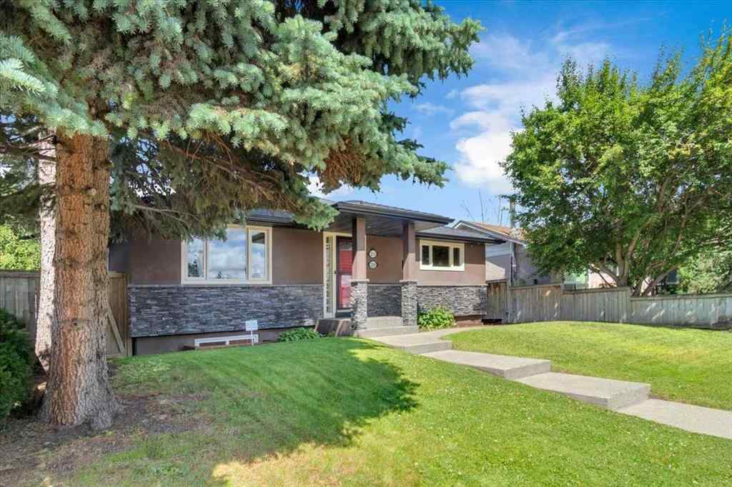 MLS® A2248014 - 2211 45 Street SE in Forest Lawn Calgary, Residential
